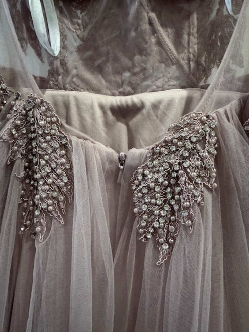 Prom/Formal Gown - Picture 9 of 10